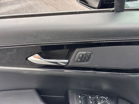 Certified 2023 Lincoln Nautilus AWD w/ Premium Package image 12