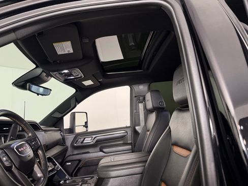 Used 2024 GMC Sierra 2500 AT4 w/ AT4 Premium Plus Package AWD/4WD image 23