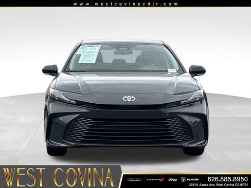 Used 2025 Toyota Camry LE FWD image 3