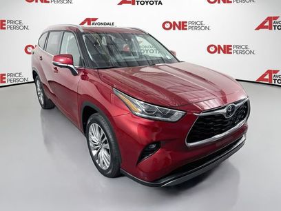 Used 2023 Toyota Highlander Platinum