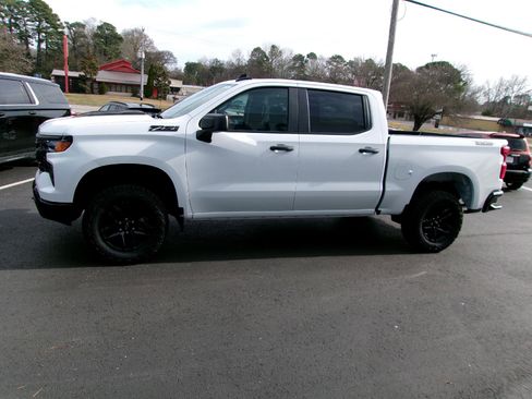 New 2026 Chevrolet Silverado 1500 Custom Trail Boss w/ Dark Appearance Package AWD/4WD image 7