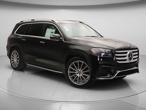 New 2026 Mercedes-Benz GLS 580 4MATIC image 13