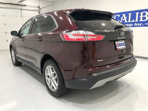 Used 2022 Ford Edge SEL image 11