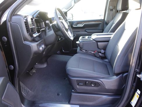 Used 2023 GMC Sierra 1500 Elevation image 9