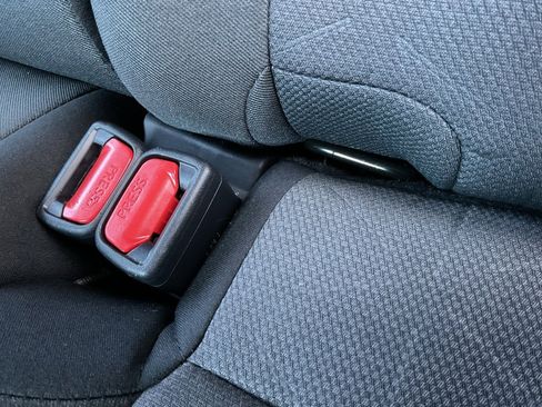 Used 2025 Toyota RAV4 XLE image 16