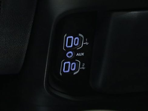 Used 2023 RAM 1500 Big Horn image 26