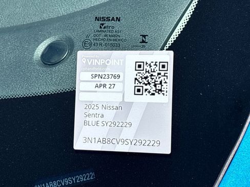 Used 2025 Nissan Sentra SV FWD image 31