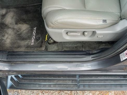 Used 2013 Toyota Sequoia SR5 image 18