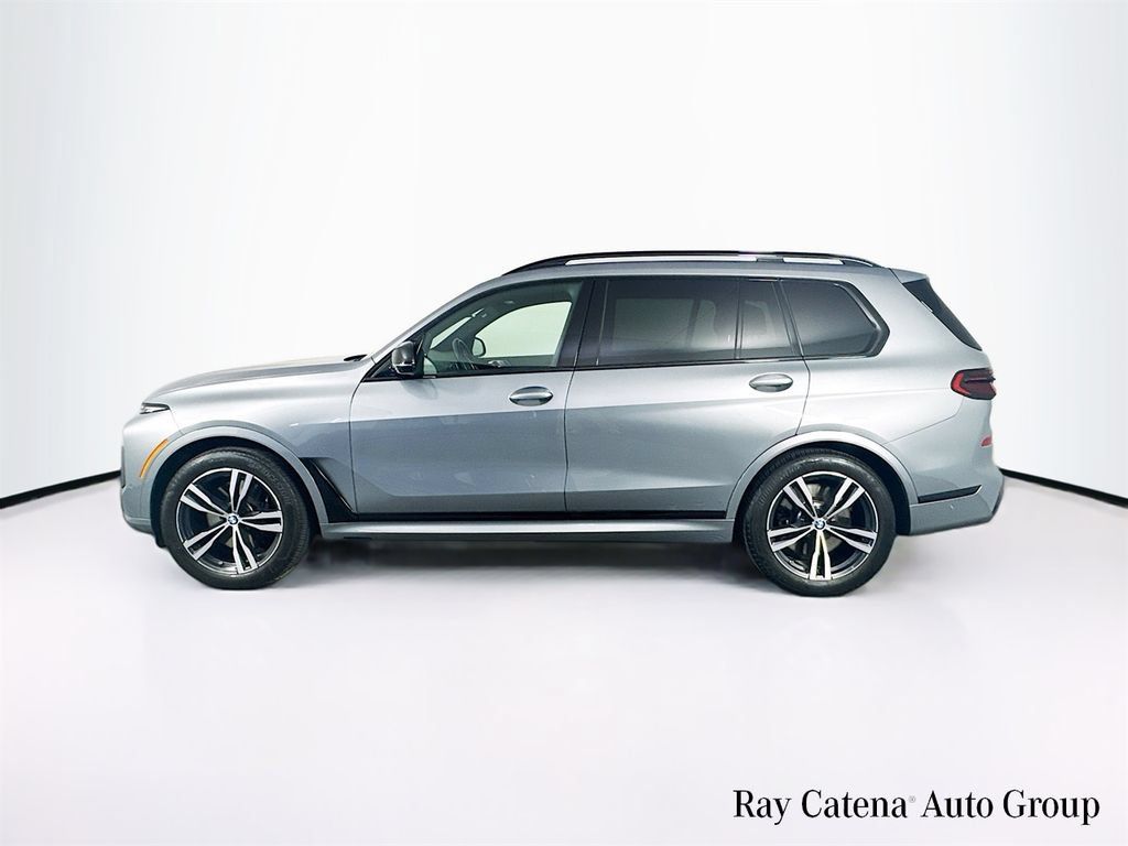 Used 2024 BMW X7 M60i w/ Executive Package AWD/4WD image 4