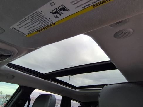 Used 2018 Jeep Grand Cherokee Summit image 19