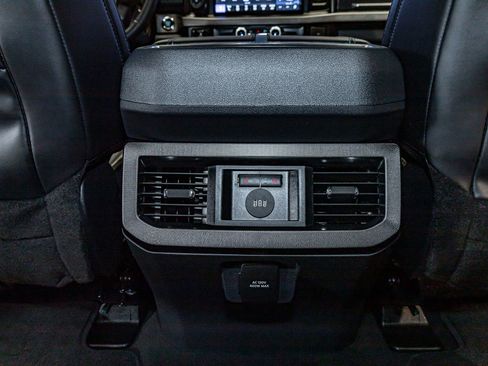 Used 2026 Ford F450 Platinum w/ FX4 Off-Road Package image 23