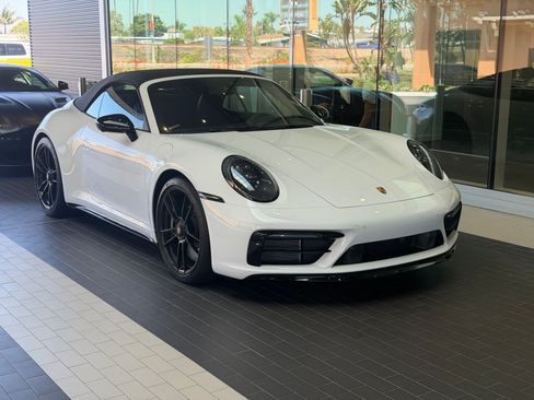 Certified 2024 Porsche 911 Carrera GTS RWD image 6