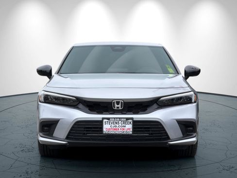 Used 2023 Honda Civic Sport image 9