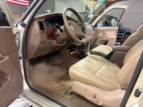 Used 2000 Toyota 4Runner Limited AWD/4WD image 20