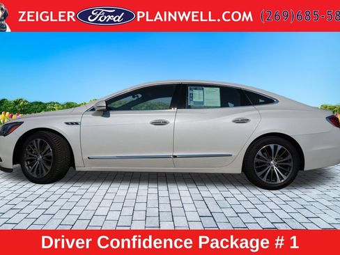 Used 2017 Buick LaCrosse Essence w/ Sun and Shade Package FWD image 2