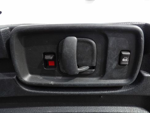 Used 2020 Chevrolet Express 2500 w/ Driver Convenience Package RWD image 46