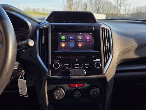 Used 2019 Subaru Crosstrek 2.0i Premium w/ Eyesight System image 16