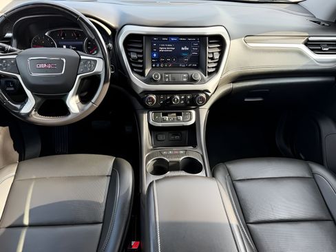 Used 2022 GMC Acadia SLT w/ Elevation Edition FWD image 10
