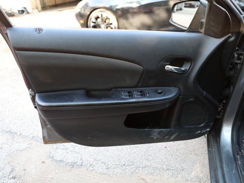 Used 2013 Dodge Avenger SE FWD image 14