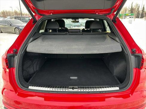 Used 2024 Audi Q3 2.0T Premium Plus image 14