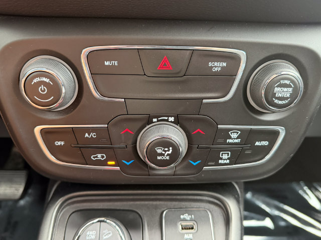 Used 2019 Jeep Compass Trailhawk AWD/4WD image 25