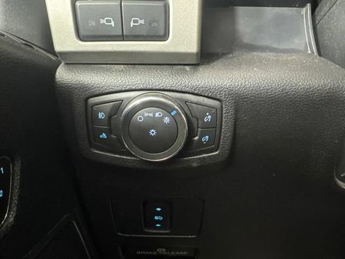 Used 2017 Ford F250 Lariat w/ Chrome Package AWD/4WD image 20