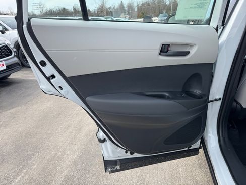 New 2026 Toyota Corolla Cross L image 25