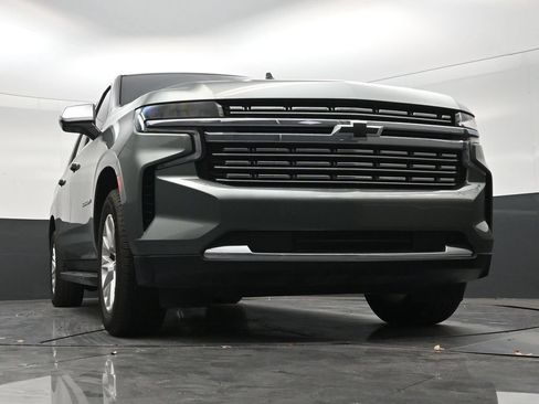 Used 2023 Chevrolet Suburban Premier RWD image 26