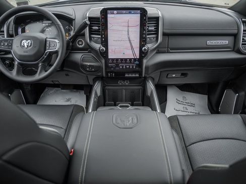 New 2026 RAM 2500 Laramie AWD/4WD image 27