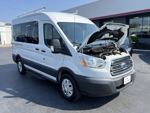 Used 2016 Ford Transit 150 XLT RWD image 48