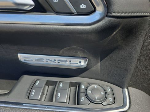 Used 2023 GMC Sierra 1500 Denali w/ Technology Package AWD/4WD image 29