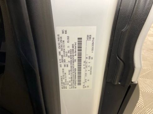 Certified 2022 Ford Transit 350 XLT image 27