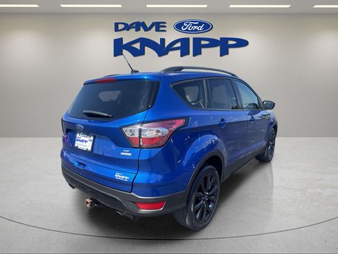 Used 2018 Ford Escape SE w/ SE Sport Appearance Package FWD image 7