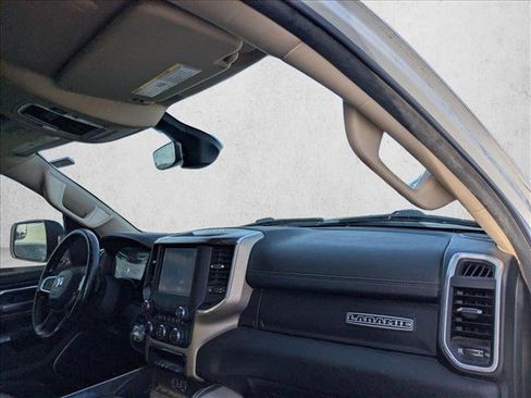 Used 2020 RAM 1500 Laramie RWD image 18