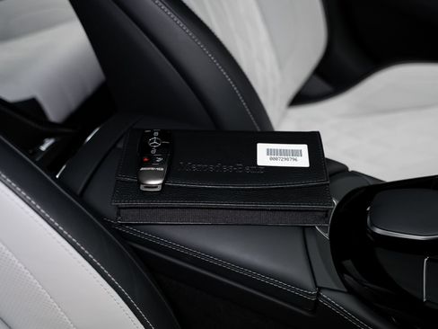 Used 2024 Mercedes-Benz AMG GT 63 S image 90