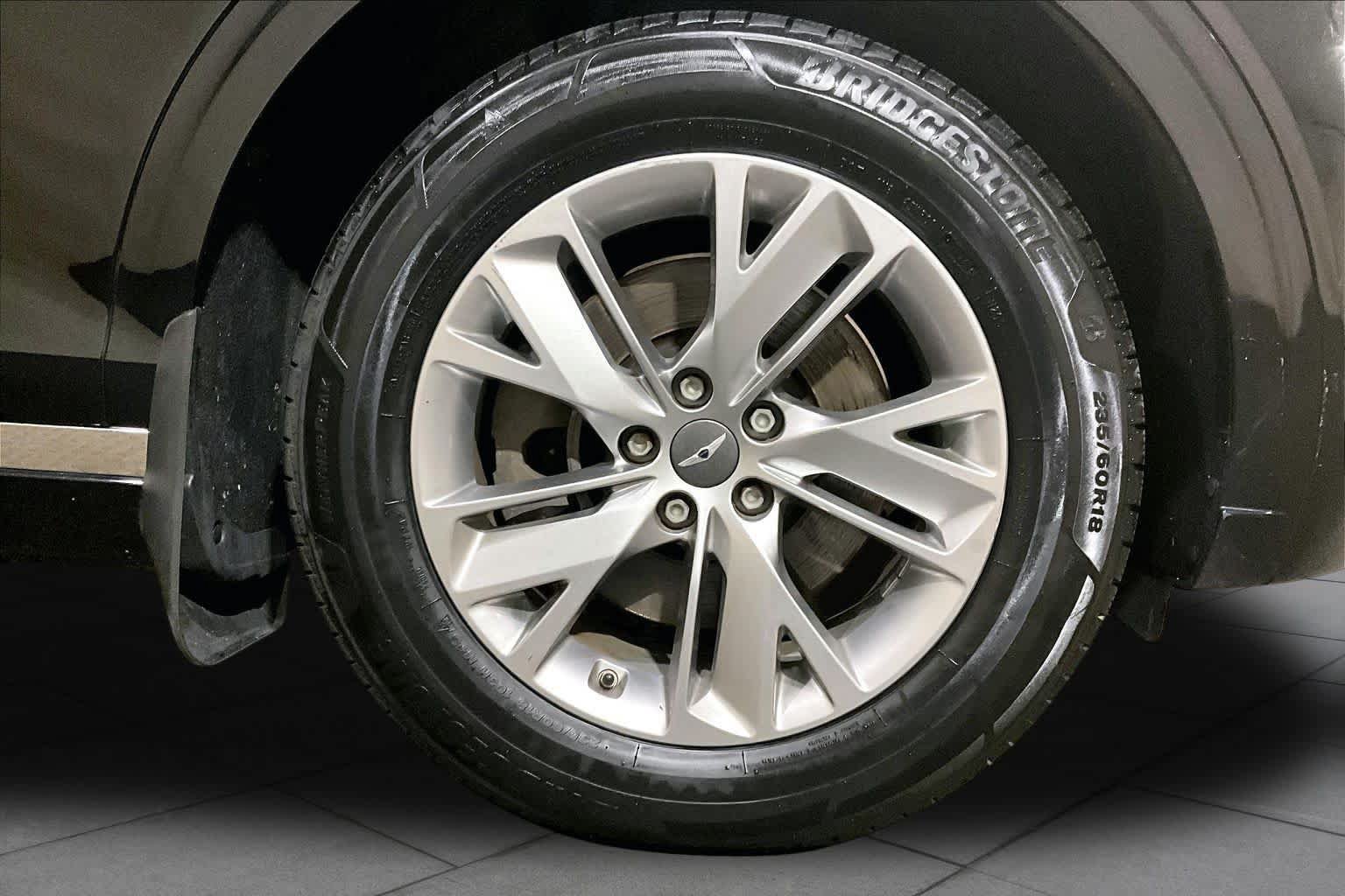 Used 2023 Genesis GV70 2.5T AWD/4WD image 10