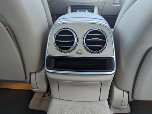 Used 2018 Mercedes-Benz S 560 4MATIC Sedan image 33