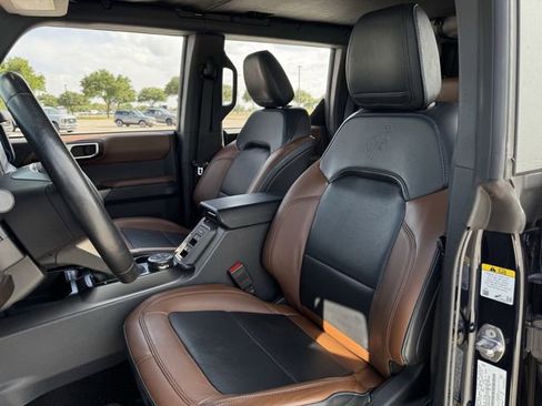 Used 2021 Ford Bronco Outer Banks w/ Sasquatch Package AWD/4WD image 26