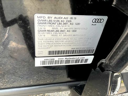 Used 2019 Audi Q3 2.0T Premium Plus image 35