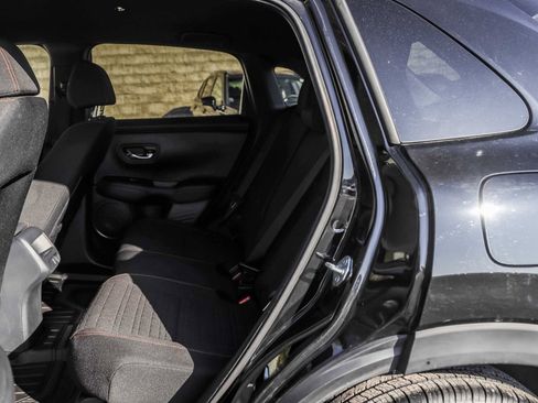 Used 2023 Honda HR-V Sport image 22