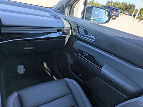 Used 2024 Honda Prologue Touring image 19