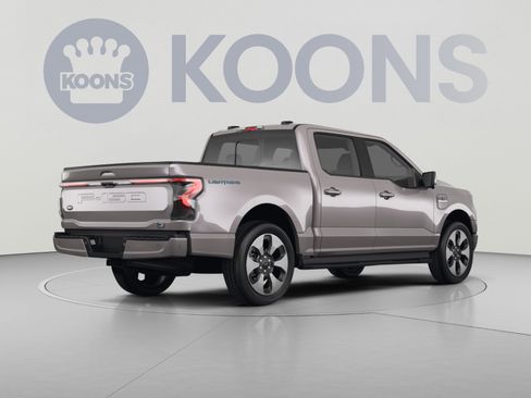 Used 2023 Ford F150 Lightning Platinum AWD/4WD image 4