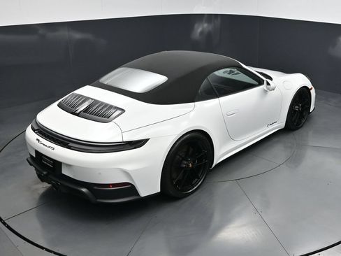Used 2026 Porsche 911 Carrera GTS RWD image 19