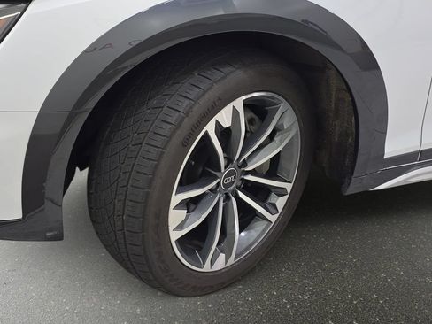Used 2023 Audi A4 2.0T allroad Premium Plus w/ Premium Plus Package AWD/4WD image 34