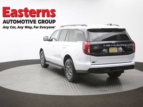 Used 2025 Ford Expedition Active AWD/4WD image 65