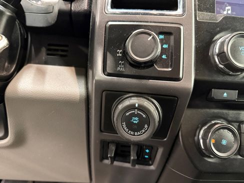 Used 2016 Ford F150 XLT w/ Equipment Group 302A Luxury image 18