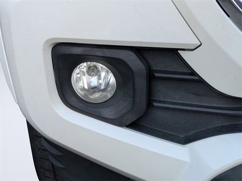 Used 2019 Toyota Tacoma SR5 image 10