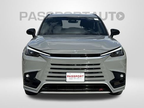 Used 2024 Lexus TX 500h AWD w/ Technology Package image 7