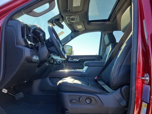 New 2026 GMC Sierra 2500 SLT w/ SLT Premium Package AWD/4WD image 16