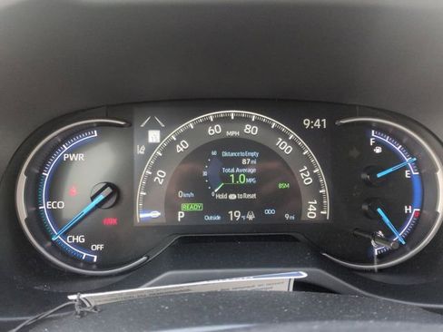 Certified 2025 Toyota RAV4 LE image 15